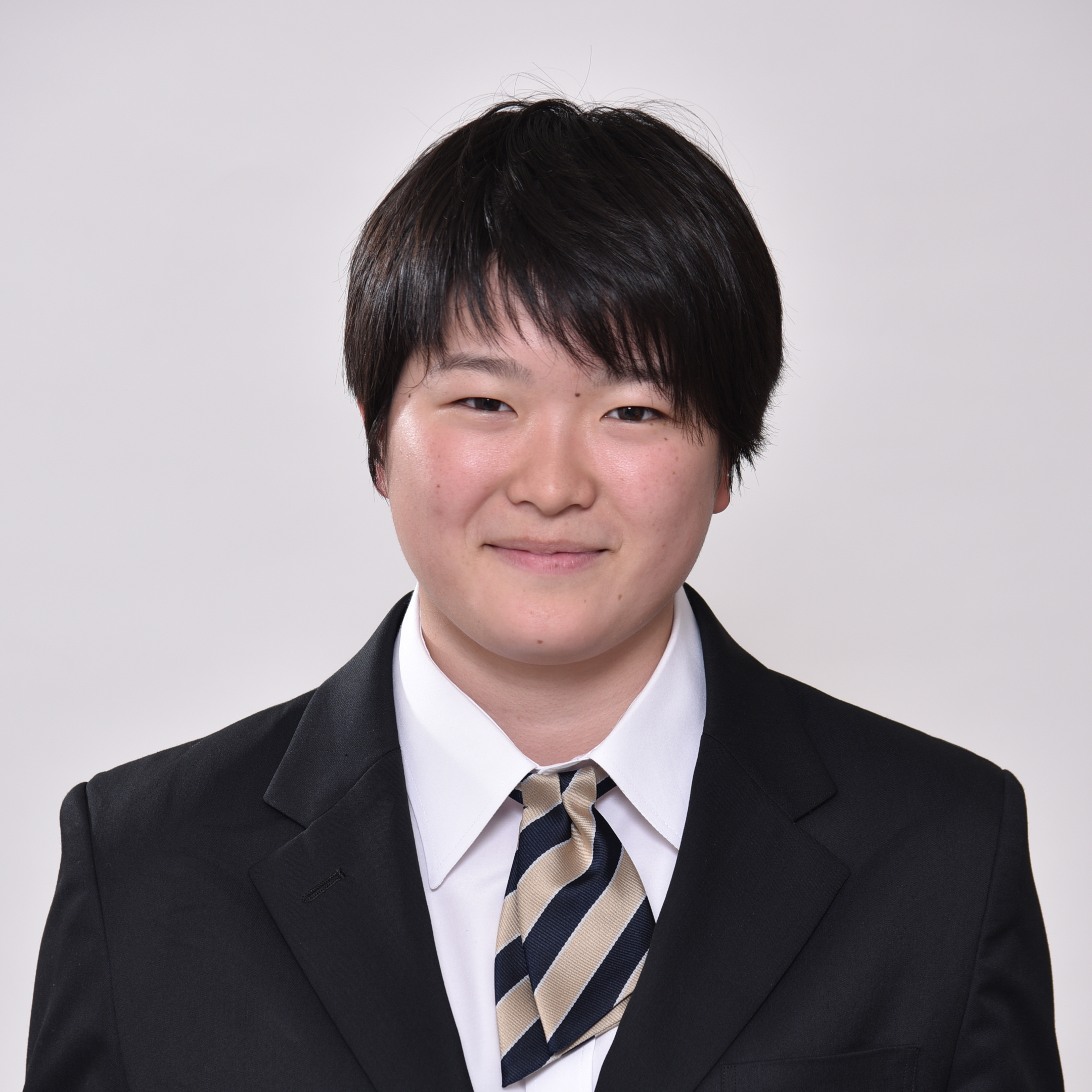 尾方 真生 19歳